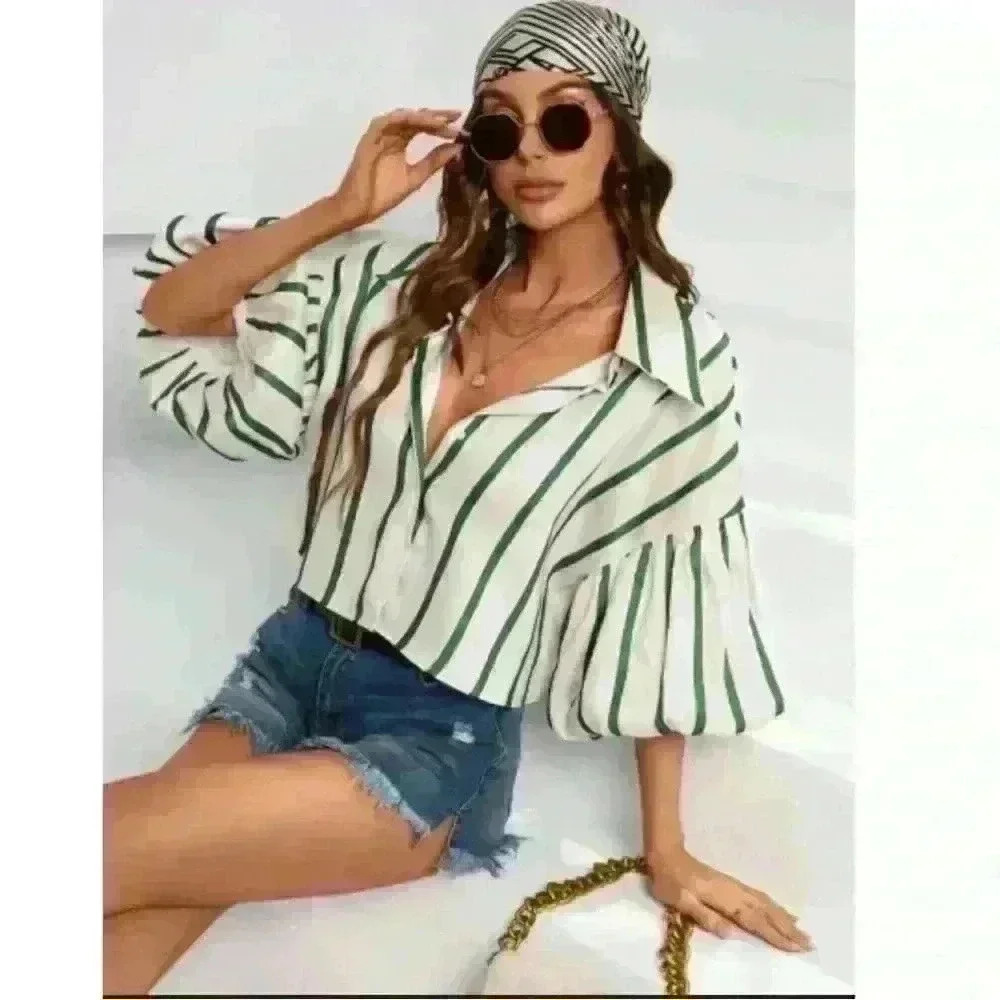 SHEIN Lantern Sleeve Striped Print Shirt size M ivory- green